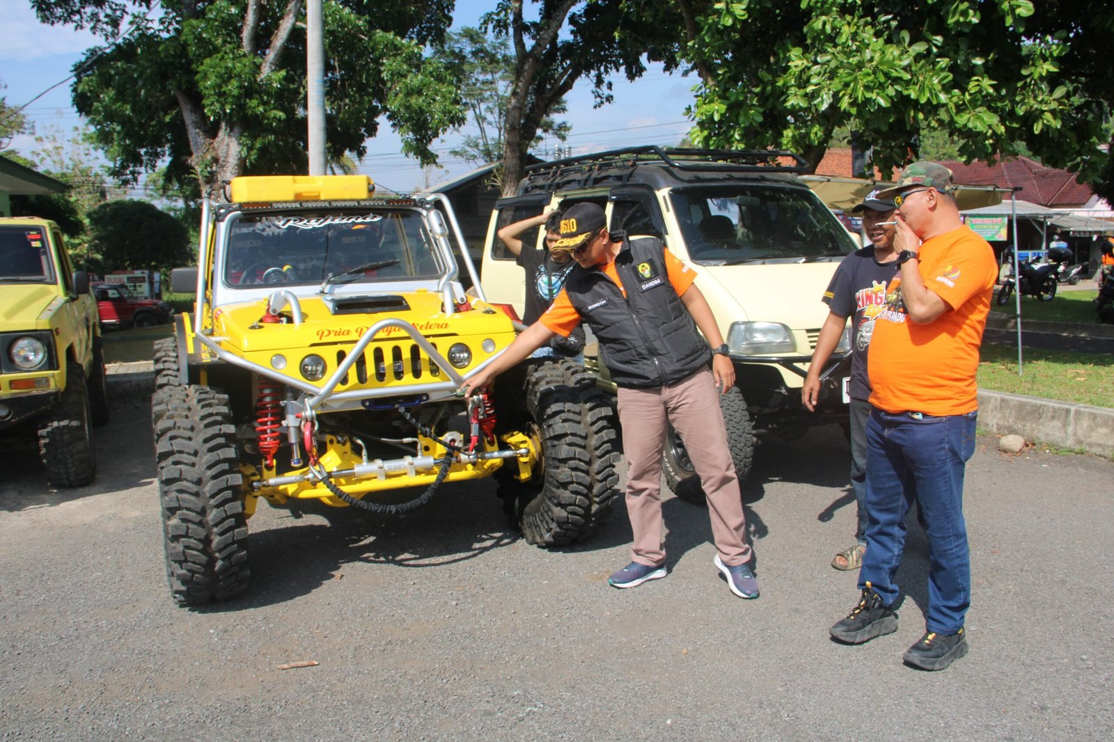 Komunitas Offroader Jawabarat meriahkan HUT TNI ke 79 digelar Kodim 0610 Sumedang